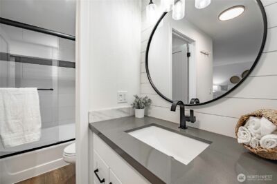 1607 102nd Place NE #D1, Bellevue, WA 98004 - Photo 19