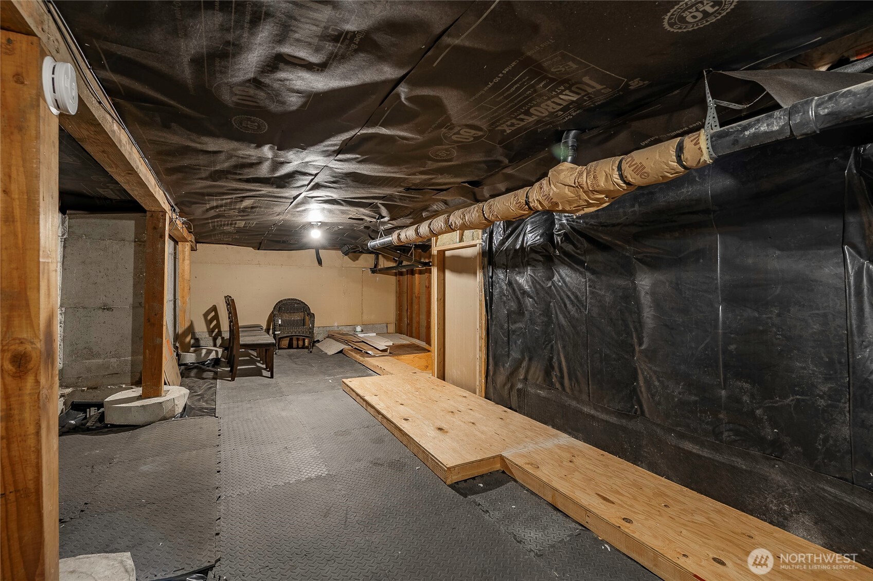 1607 102nd Place NE #D1, Bellevue, WA 98004