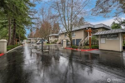 1607 102nd Place NE #D1, Bellevue, WA 98004 - Photo 33