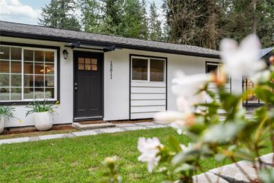 15811 180th Avenue NE, Woodinville, WA 98072