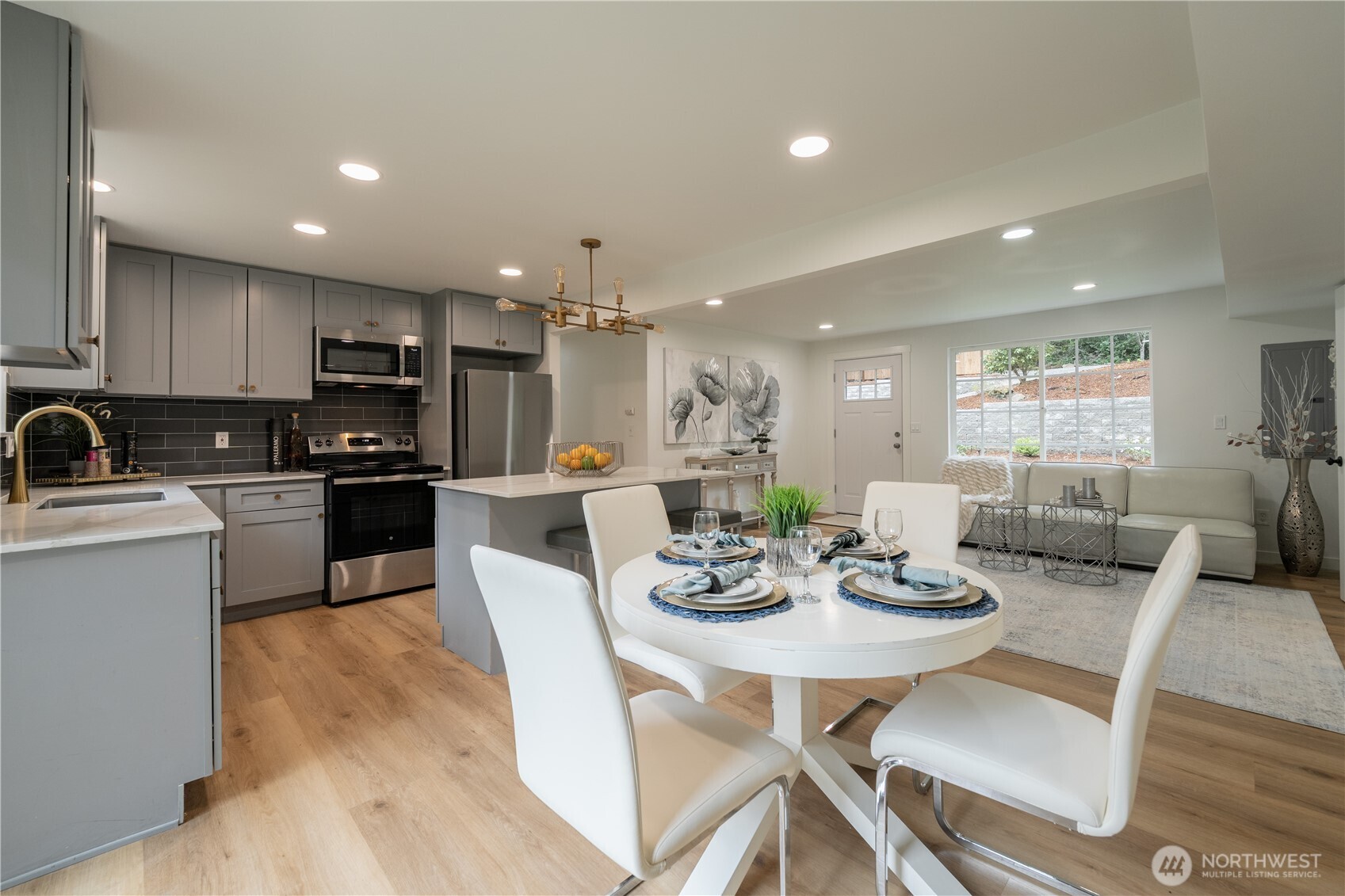 15811 180th Avenue NE, Woodinville, WA 98072