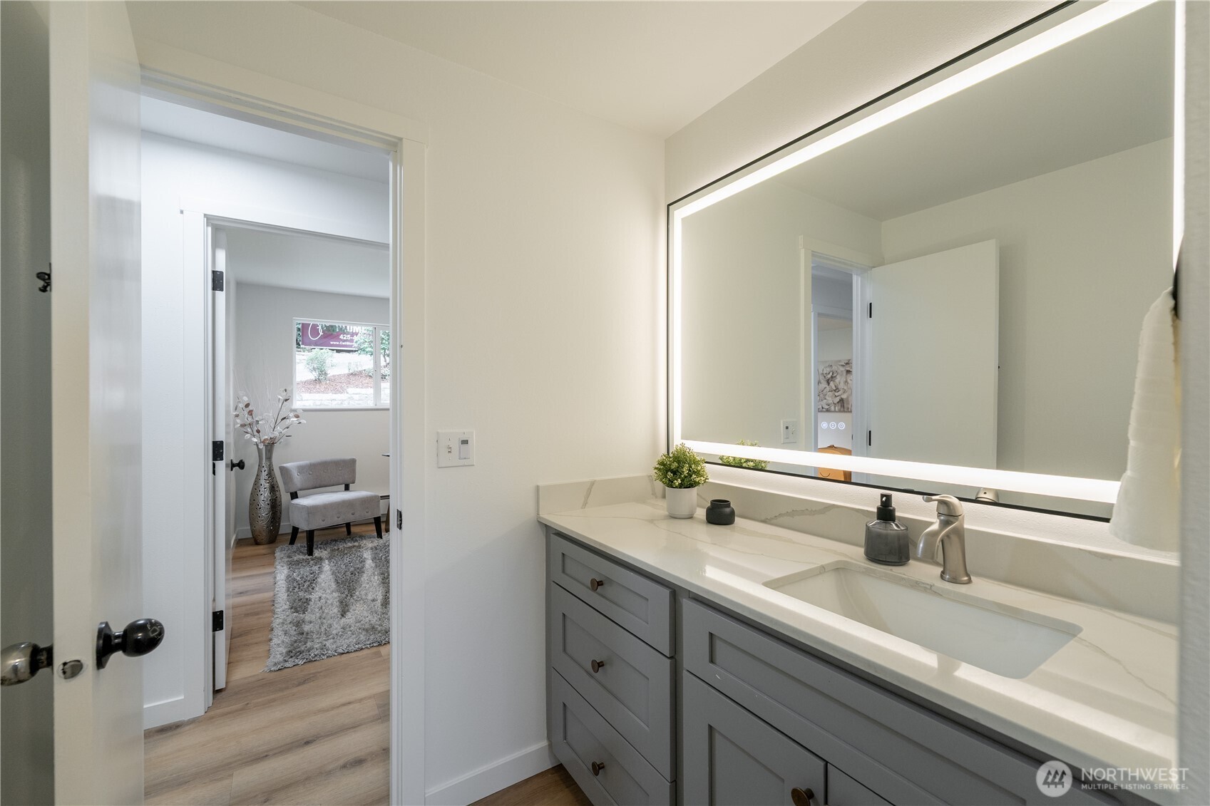 15811 180th Avenue NE, Woodinville, WA 98072