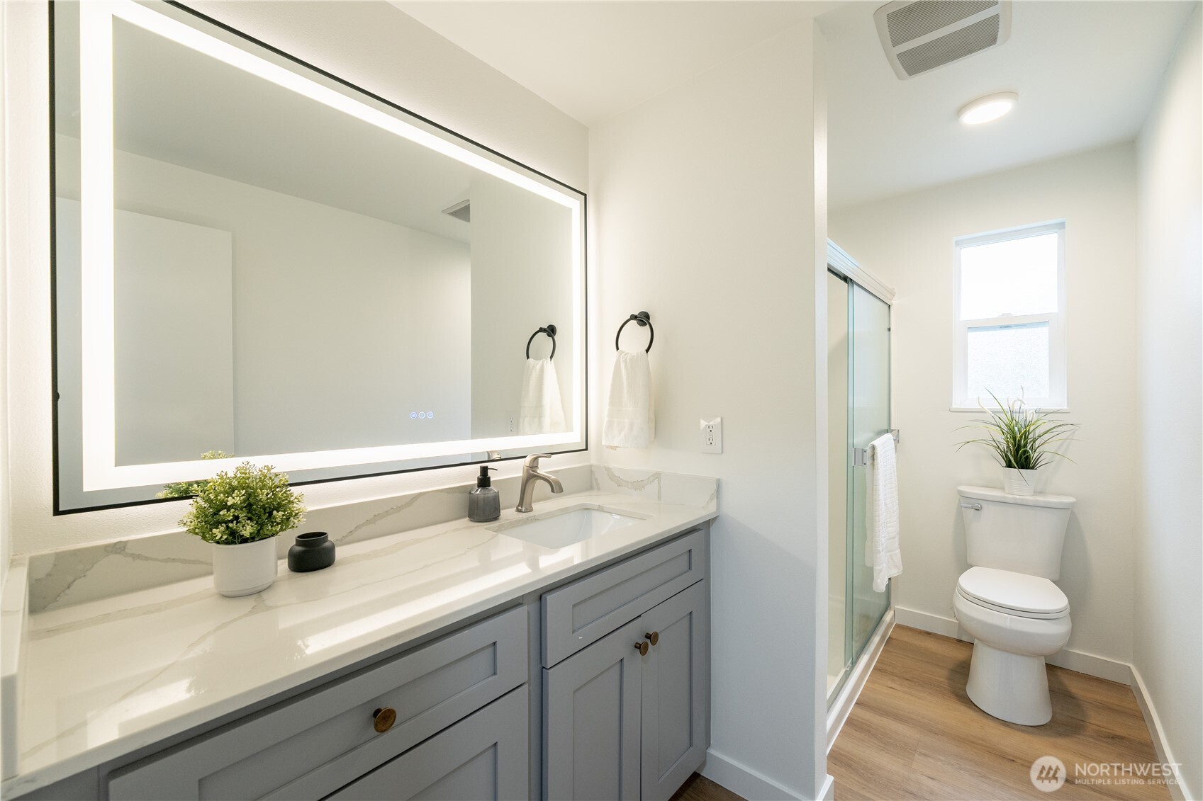 15811 180th Avenue NE, Woodinville, WA 98072