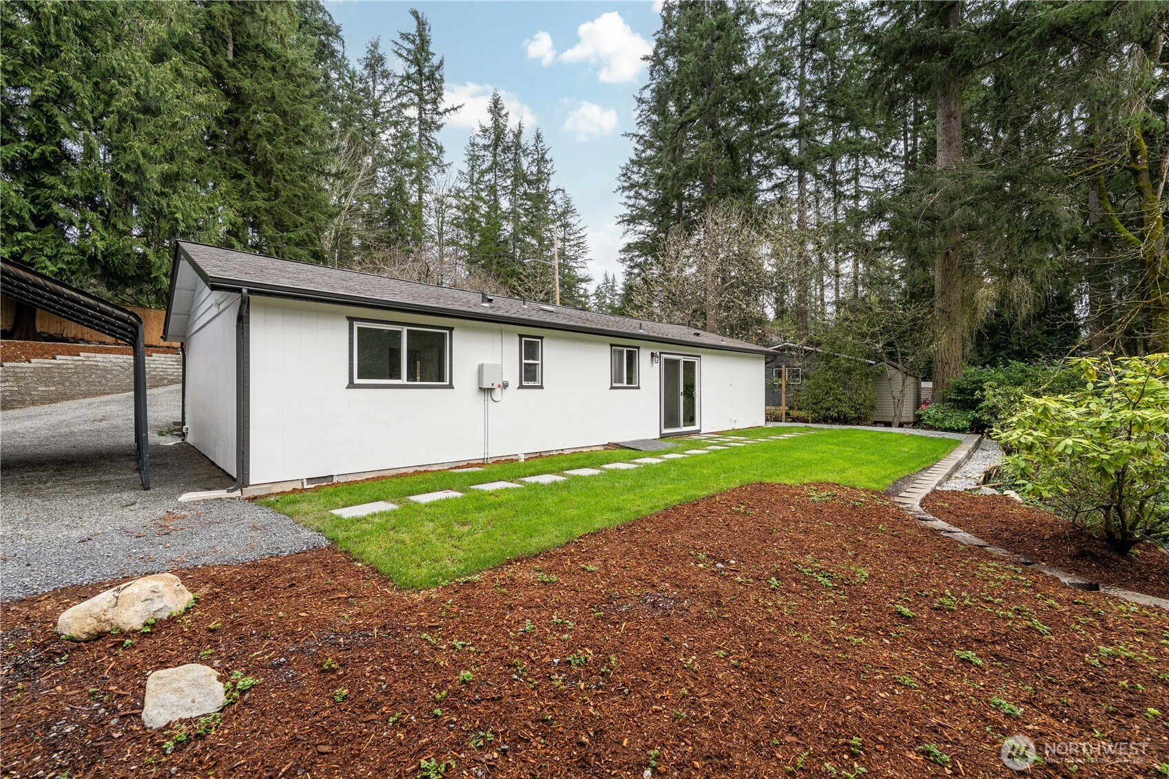 15811 180th Avenue NE, Woodinville, WA 98072