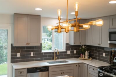 15811 180th Avenue NE, Woodinville, WA 98072 - Photo 10