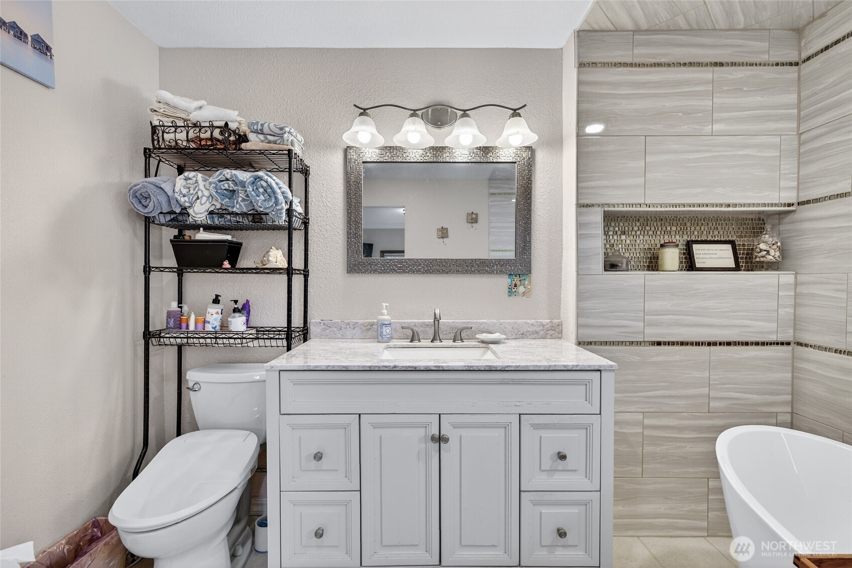 33018 G Place , Ocean Park, WA 98640