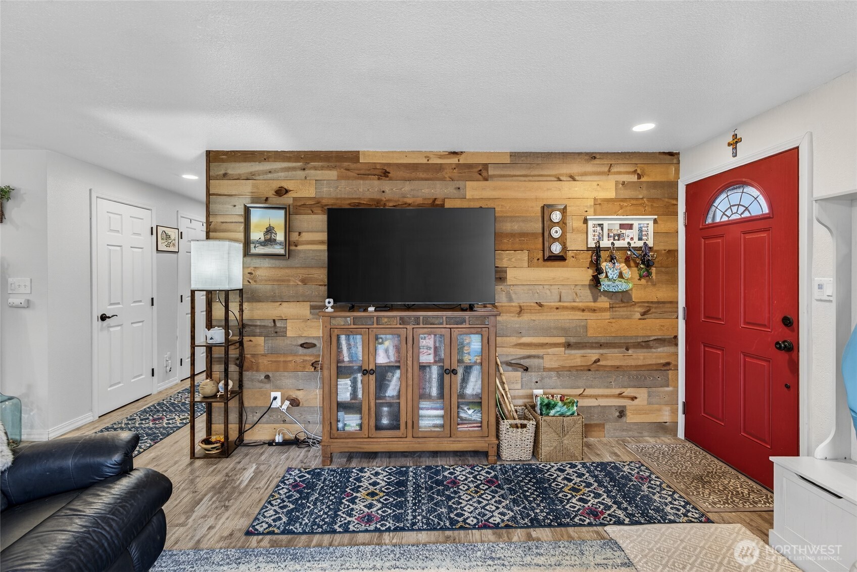 33018 G Place , Ocean Park, WA 98640