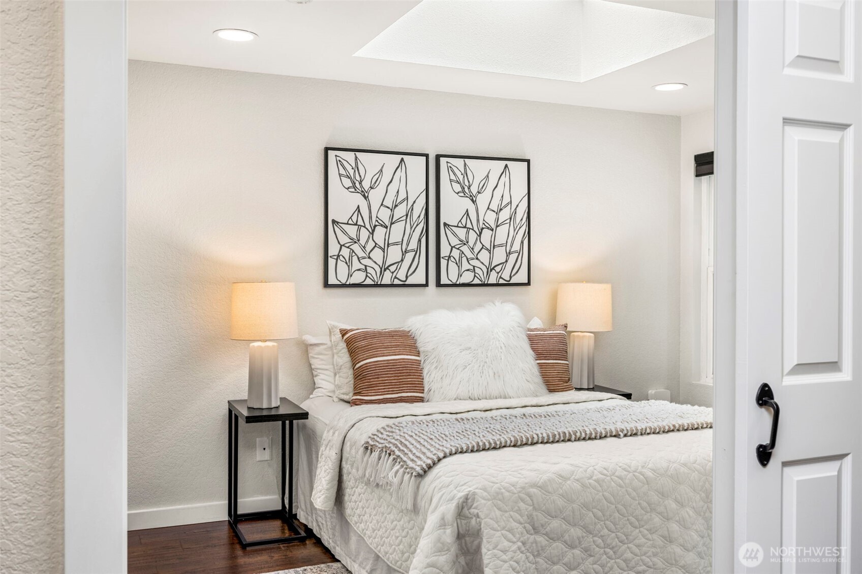 13315 NE 137th Place , Kirkland, WA 98034