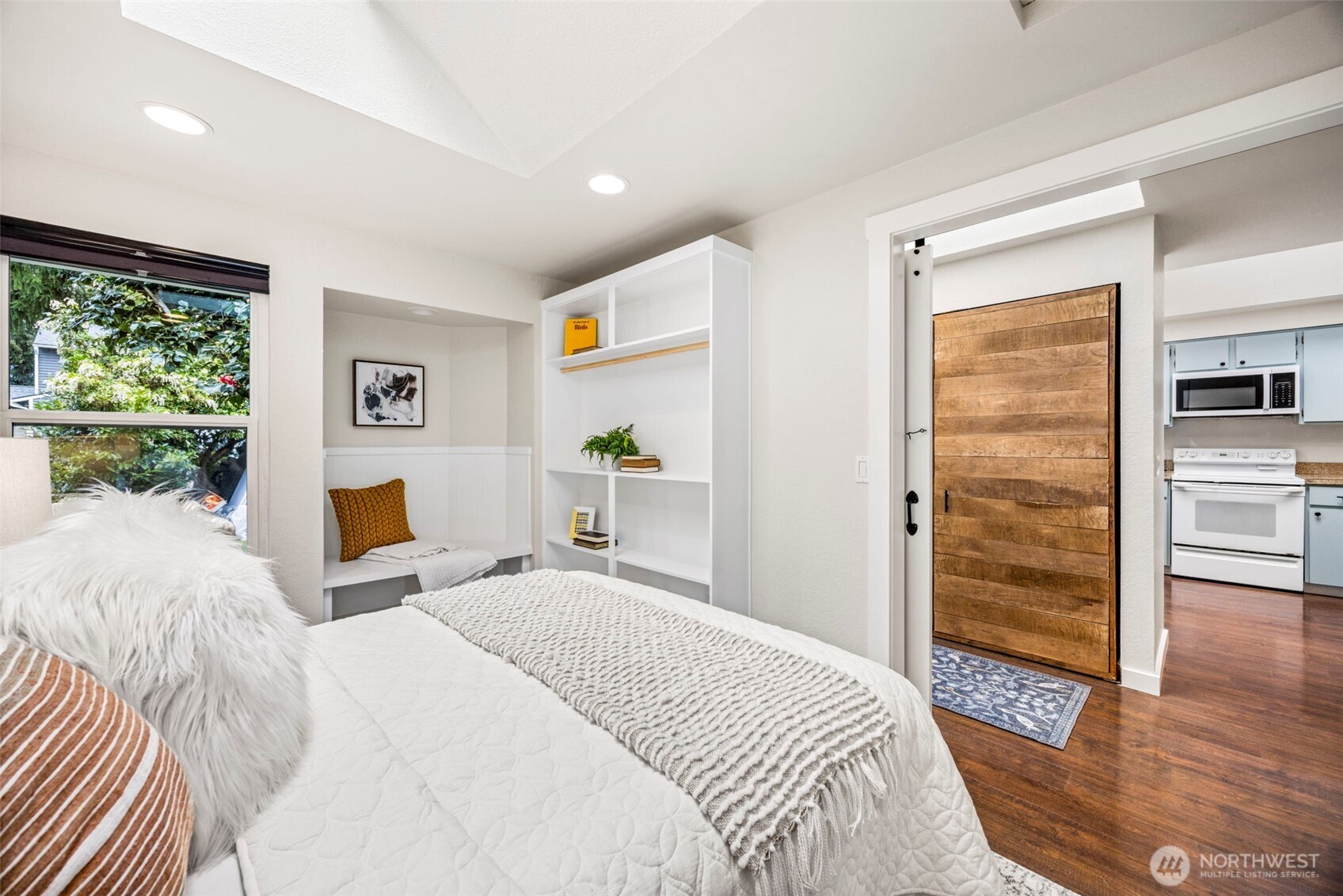 13315 NE 137th Place , Kirkland, WA 98034