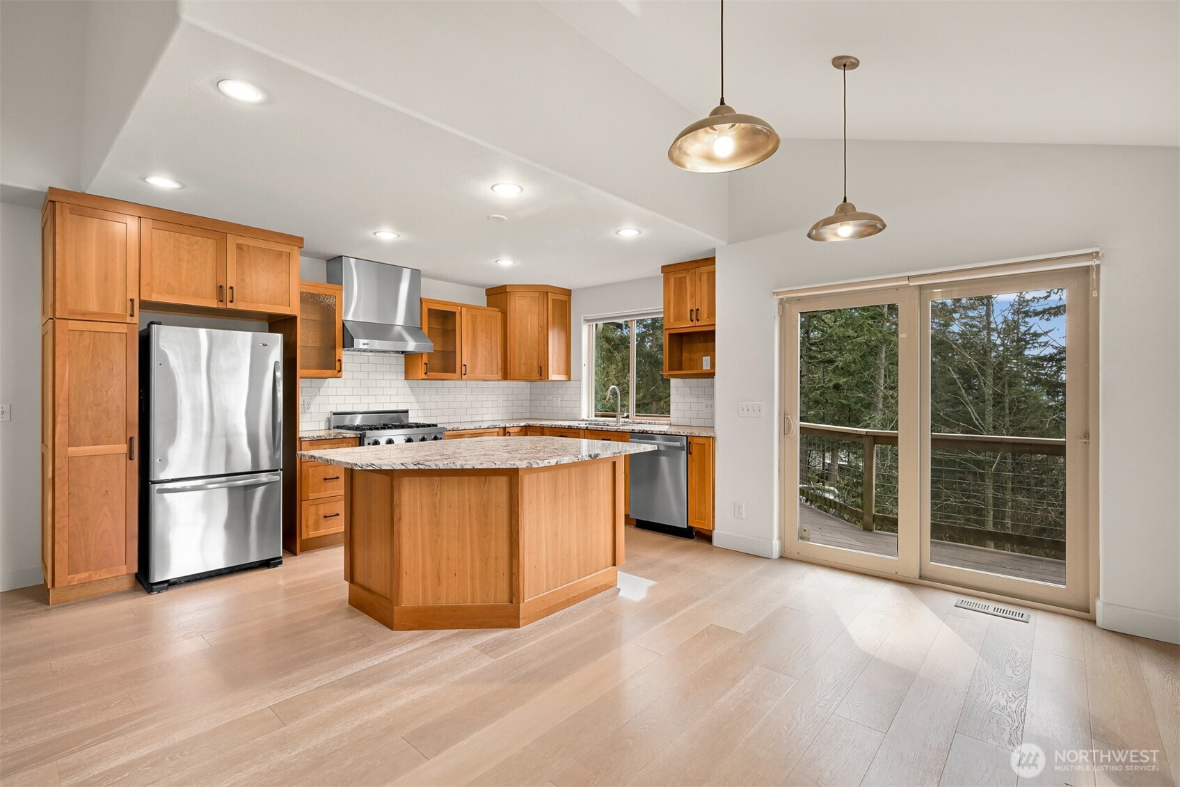 4135 Agate Road , Bellingham, WA 98226