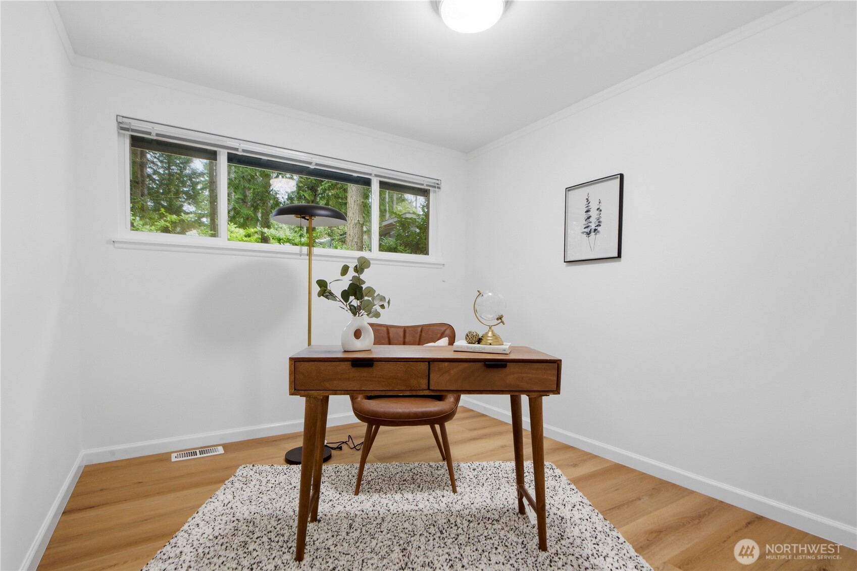 10627 SE 18th St , Bellevue, WA 98004