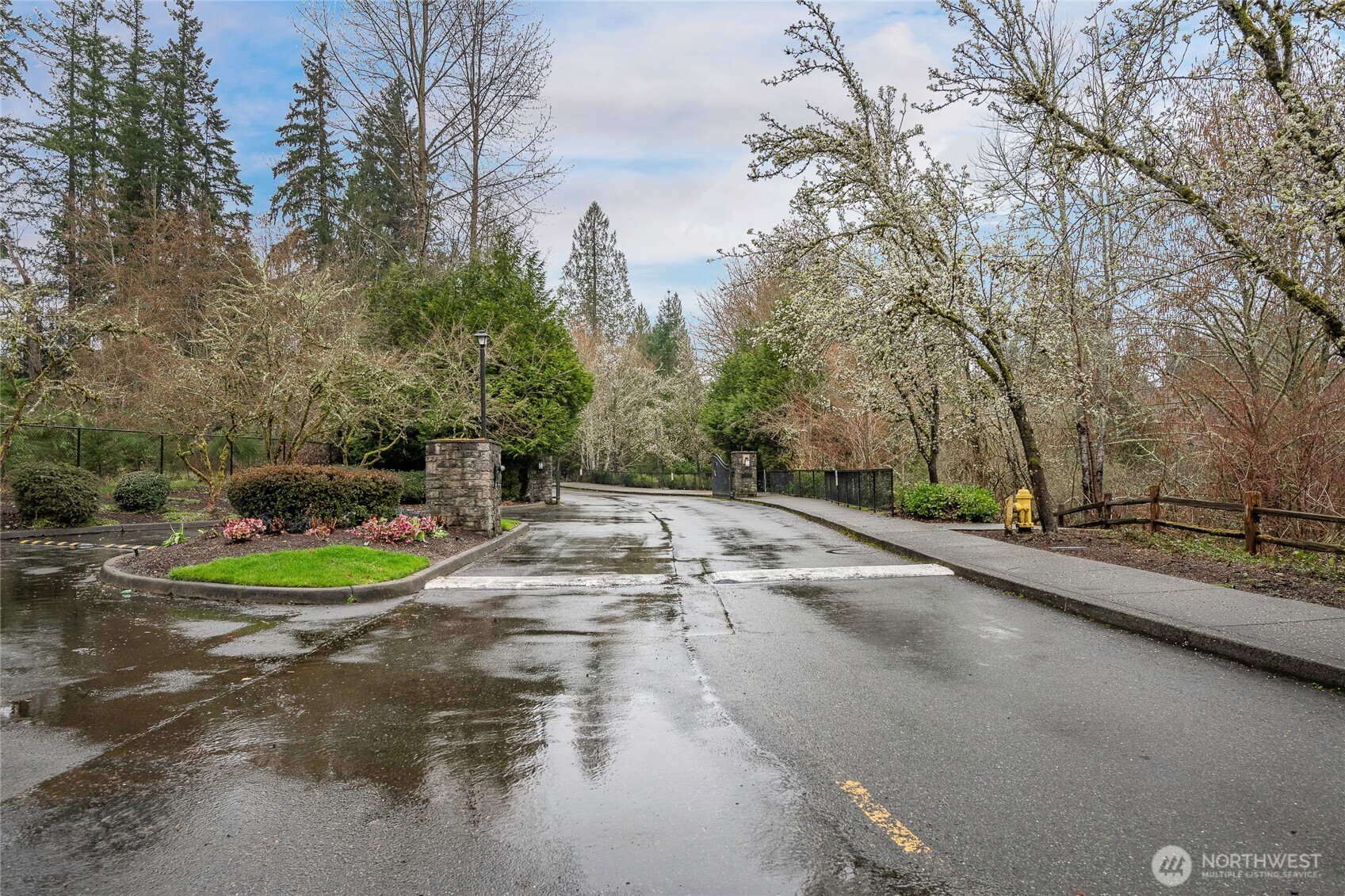 4313 Issaquah-Pine Lake Road SE #205, Sammamish, WA 98075