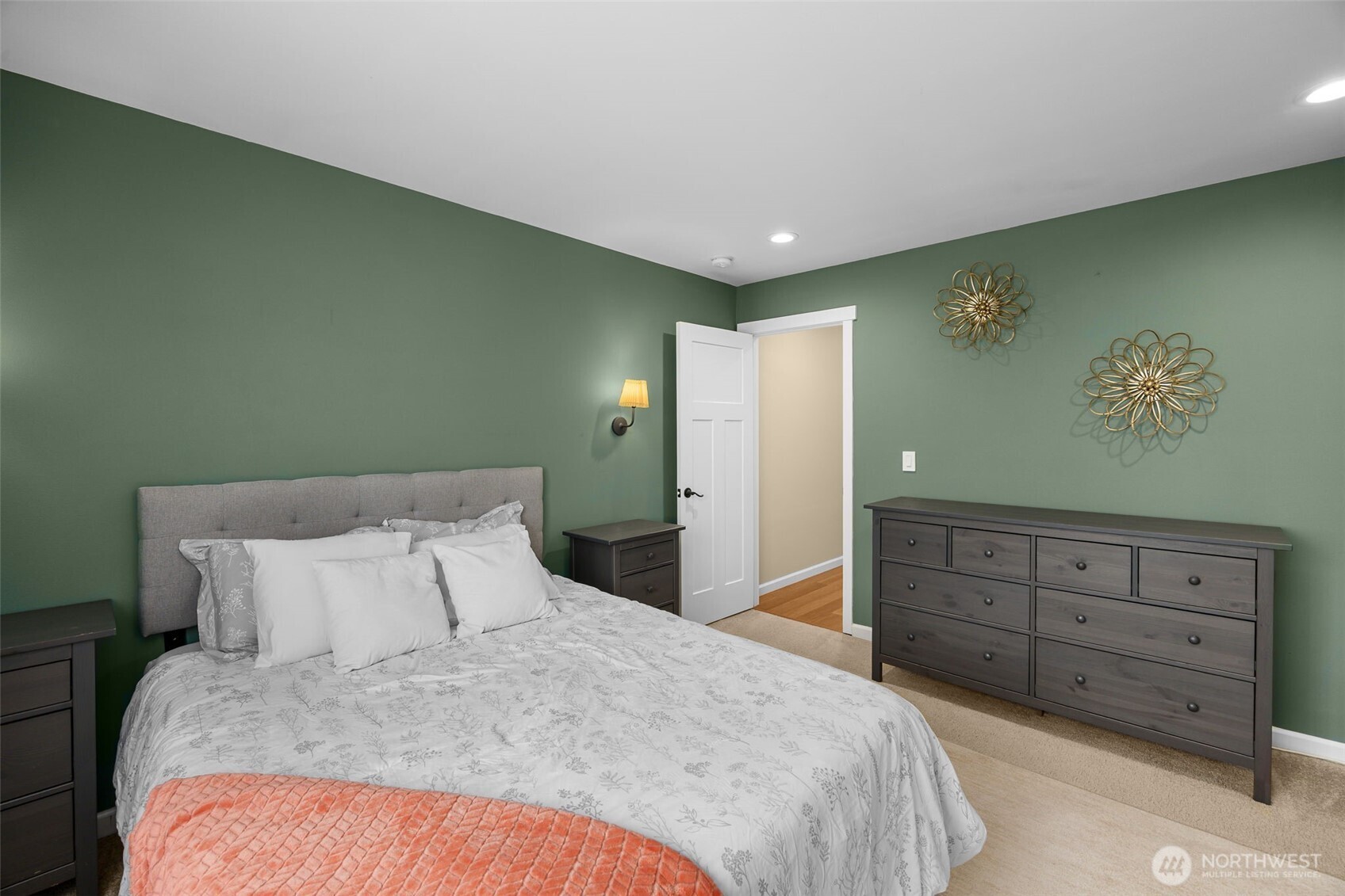 10250 17th Avenue SW, Seattle, WA 98146