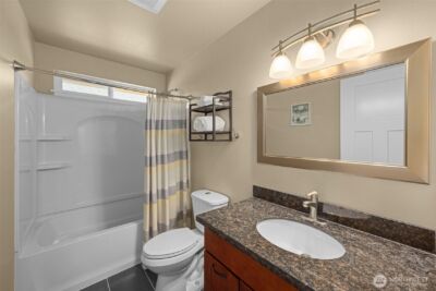 10250 17th Avenue SW, Seattle, WA 98146 - Photo 19