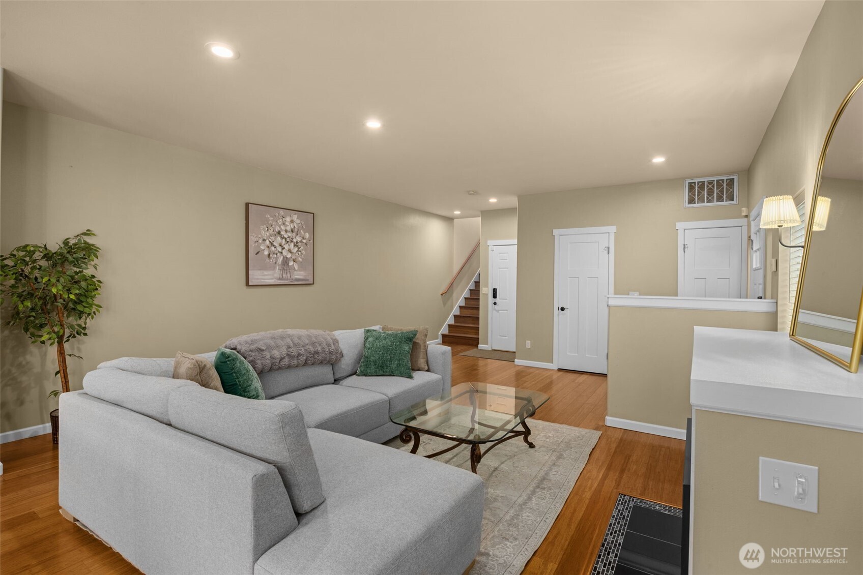 10250 17th Avenue SW, Seattle, WA 98146