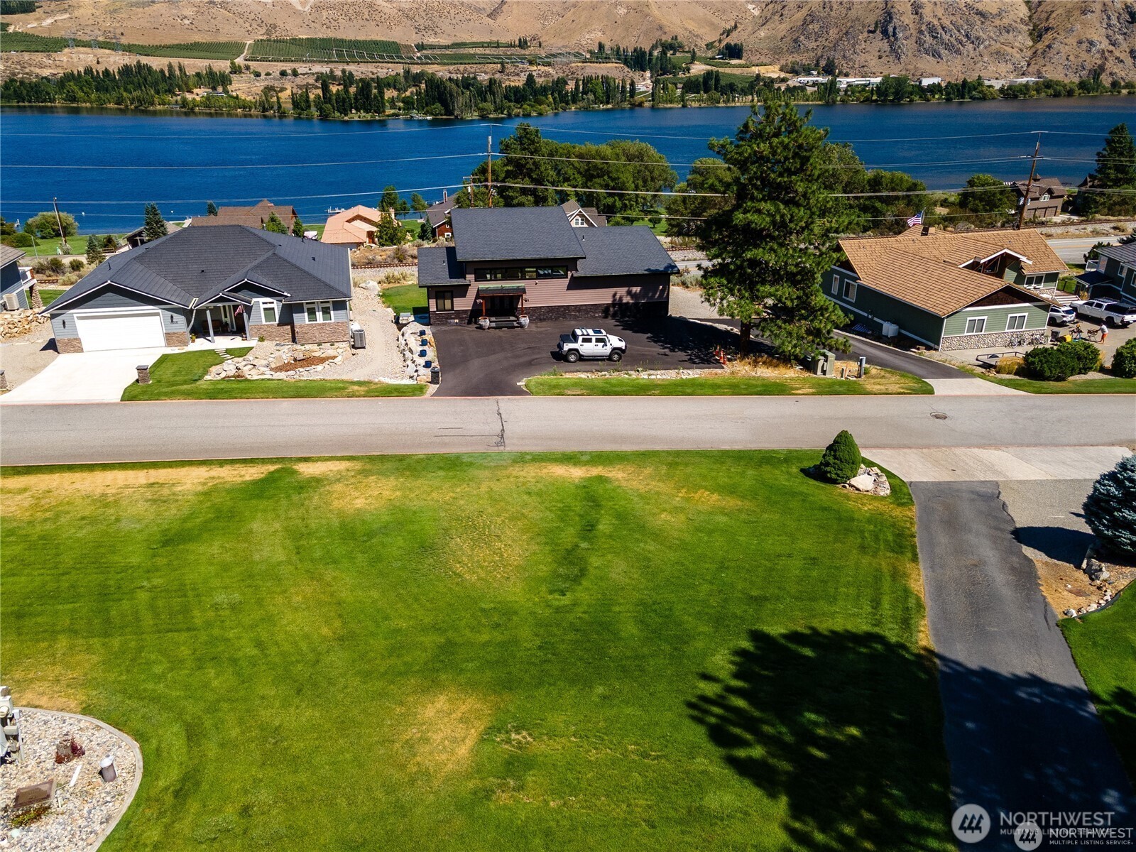 15307 Lakeview Street , Entiat, WA 98822