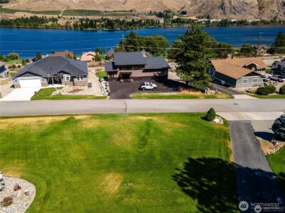15307 Lakeview Street , Entiat, WA 98822 - Photo 1