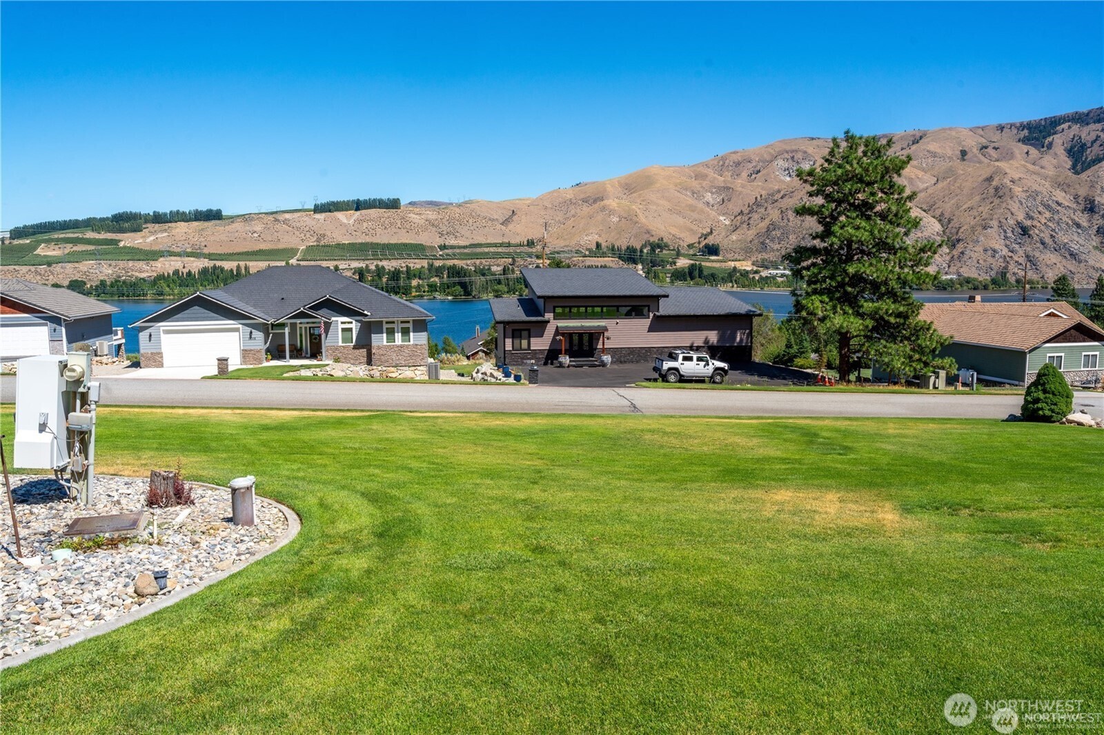15307 Lakeview Street , Entiat, WA 98822