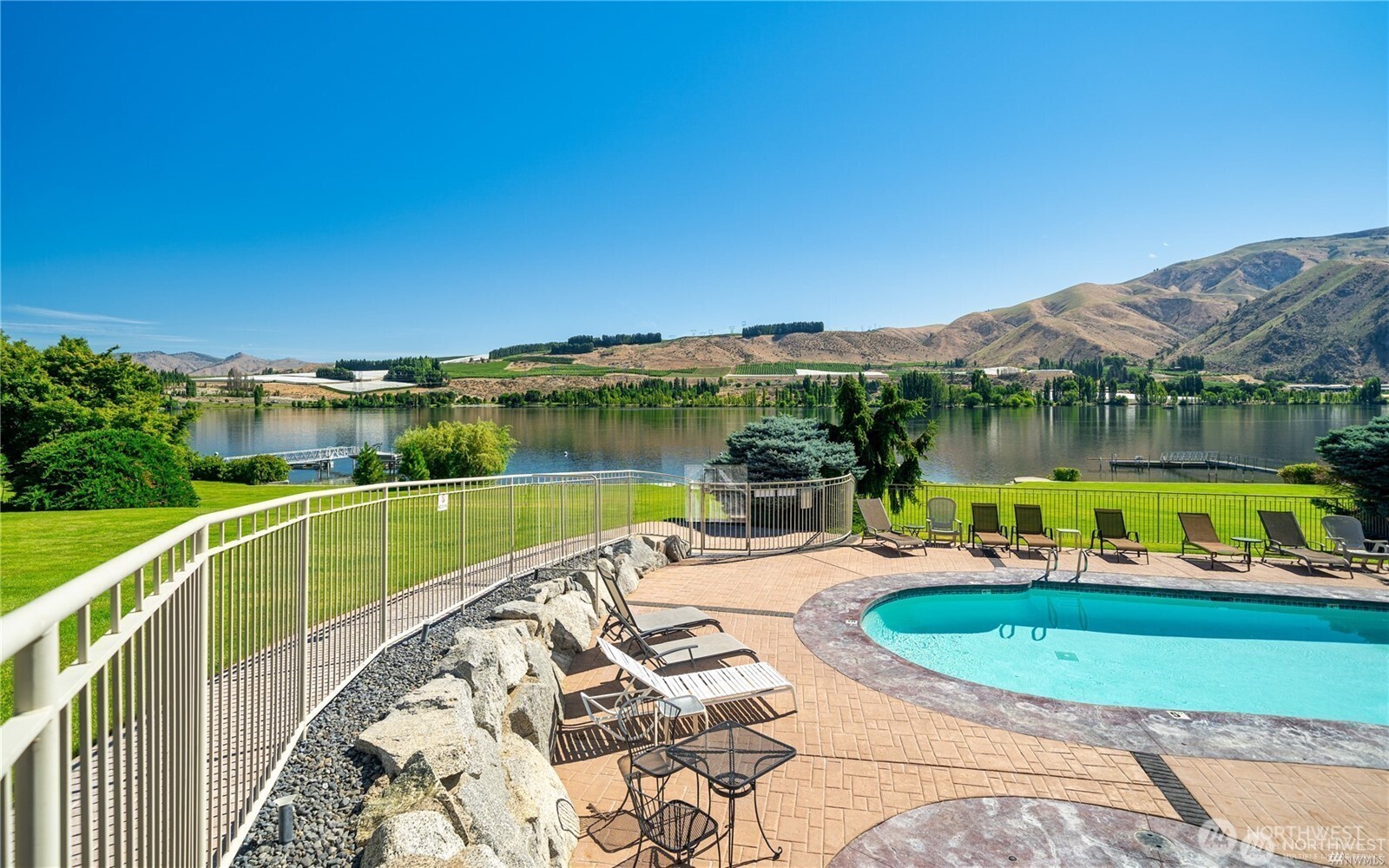 15307 Lakeview Street , Entiat, WA 98822