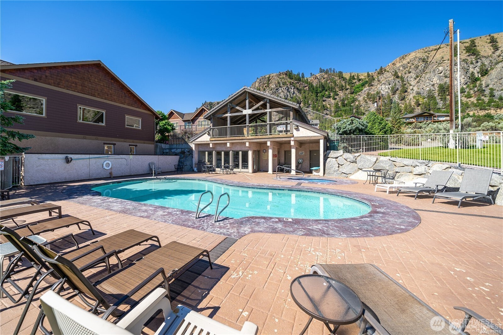 15307 Lakeview Street , Entiat, WA 98822