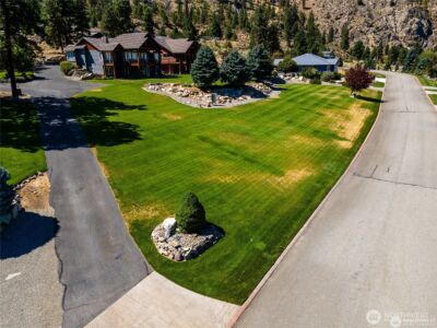 15307 Lakeview Street , Entiat, WA 98822 - Photo 9