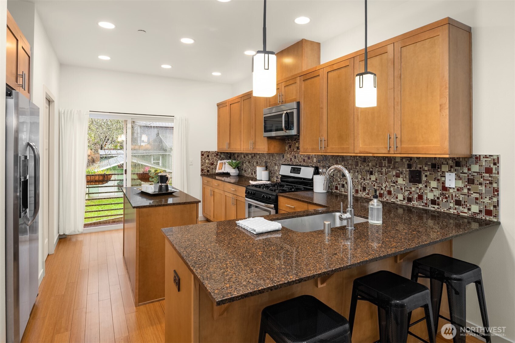 1139 Bradner Place S, Seattle, WA 98144