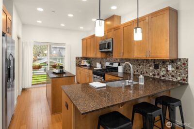 1139 Bradner Place S, Seattle, WA 98144 - Photo 6