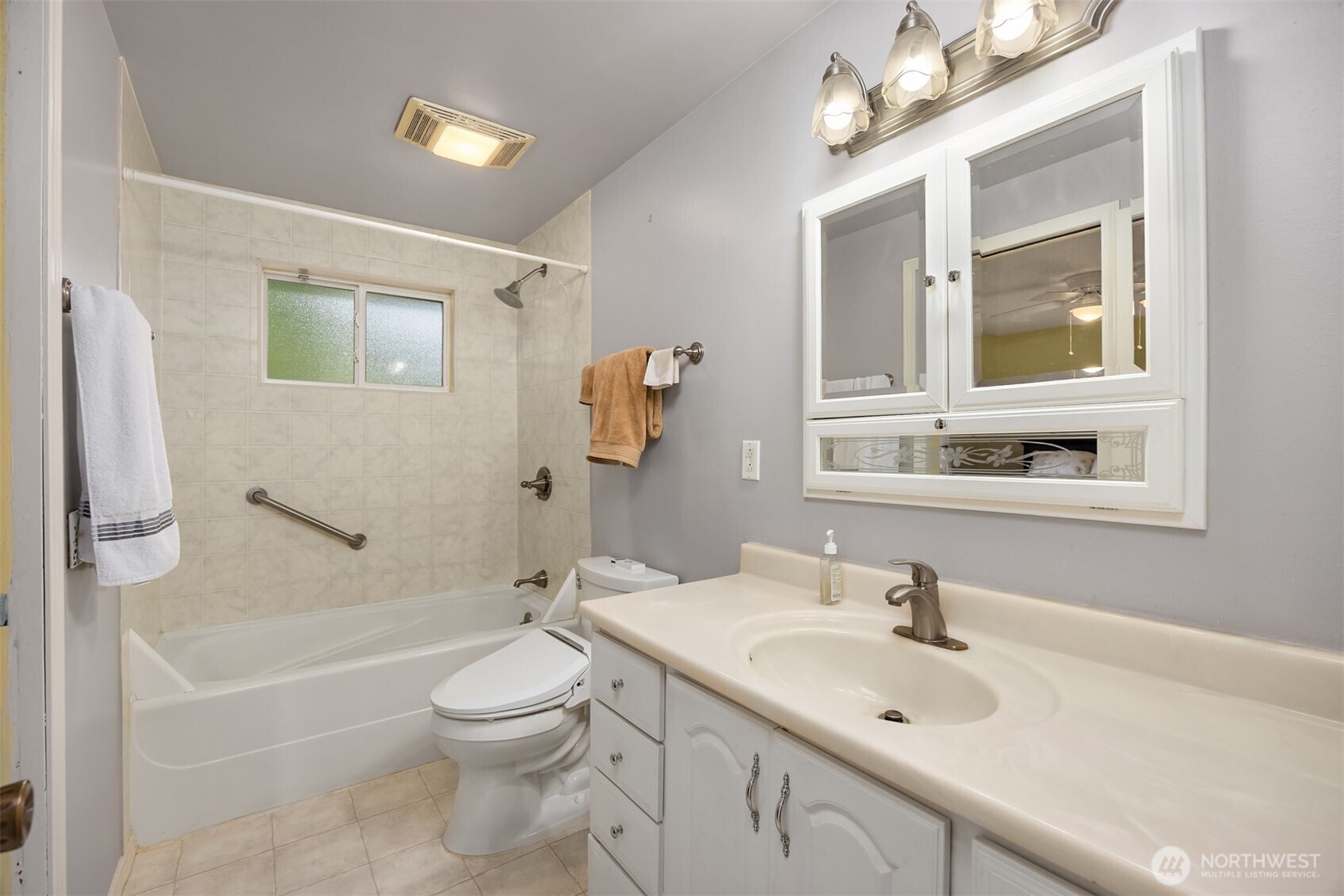 12734 SE 191st Place , Renton, WA 98058