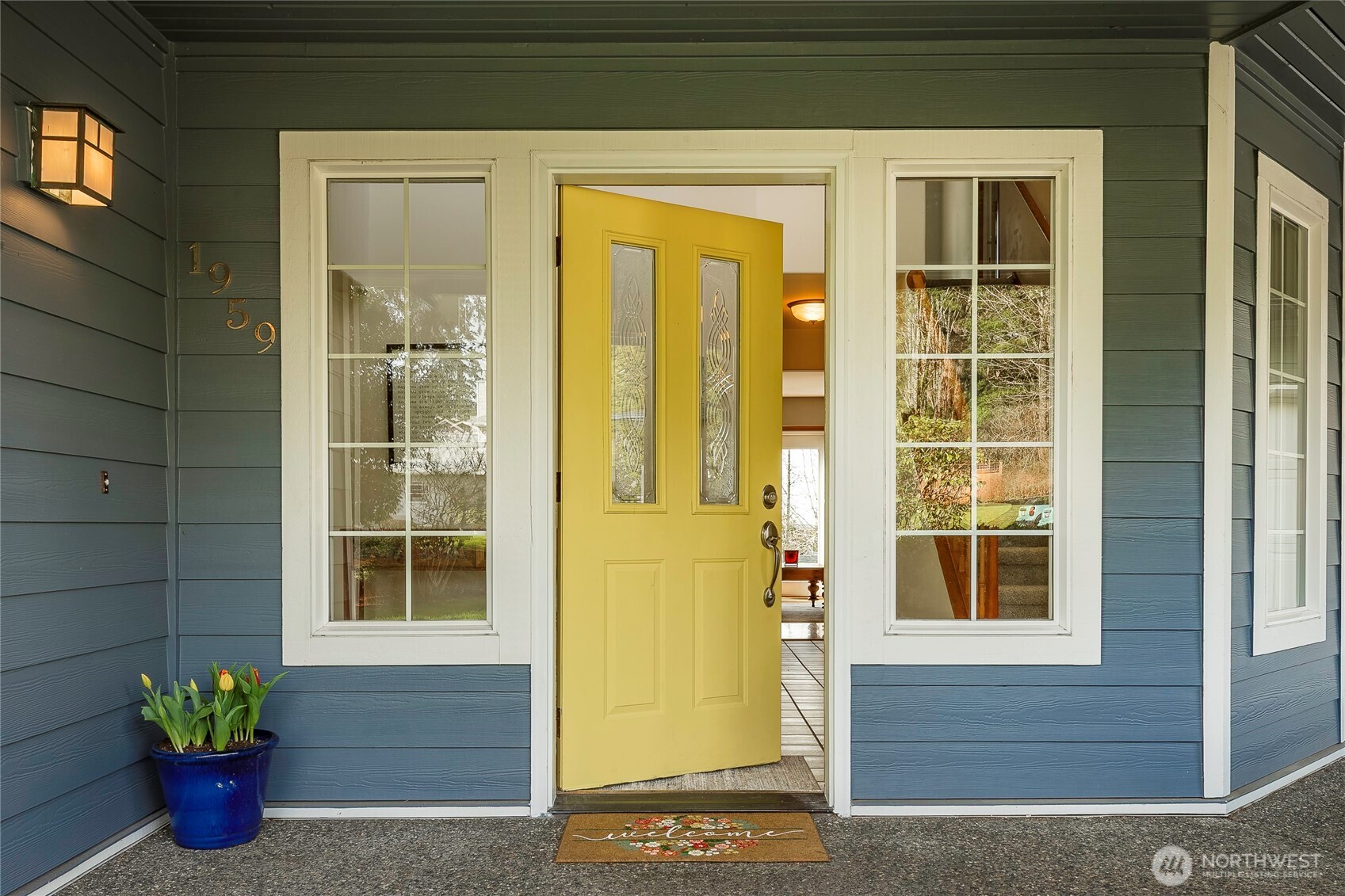 1959 Rhododendron Way , Bellingham, WA 98229