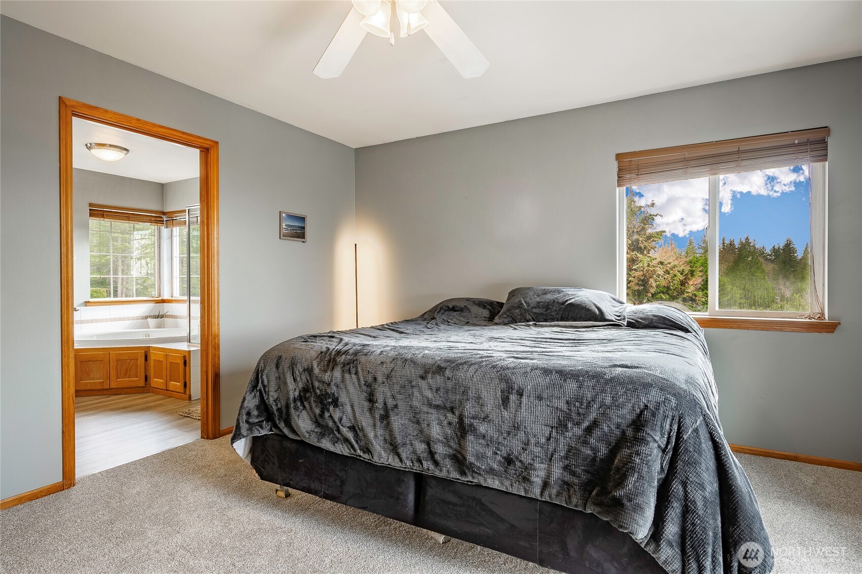 1959 Rhododendron Way , Bellingham, WA 98229