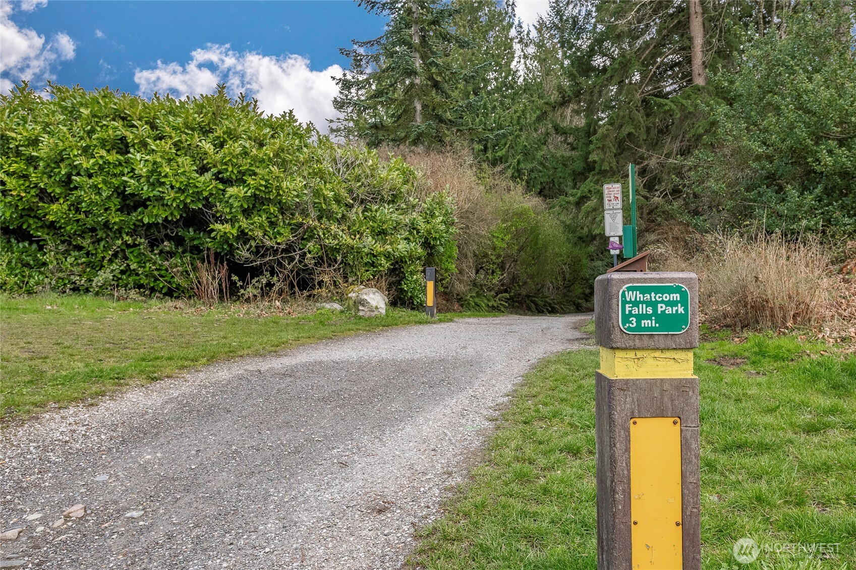 1959 Rhododendron Way , Bellingham, WA 98229