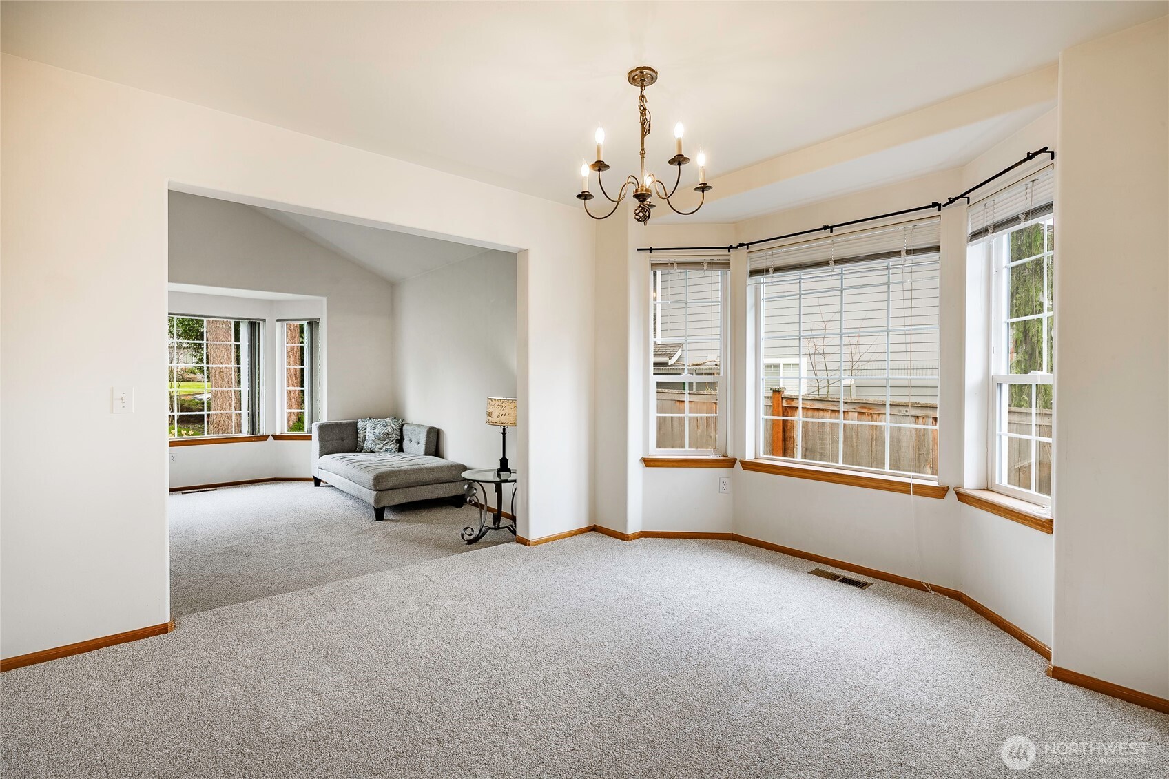 1959 Rhododendron Way , Bellingham, WA 98229