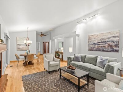 4227 Stonebridge Way , Lynnwood, WA 98037-6970