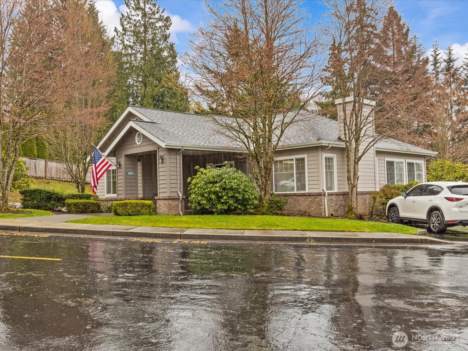 4227 Stonebridge Way , Lynnwood, WA 98037-6970