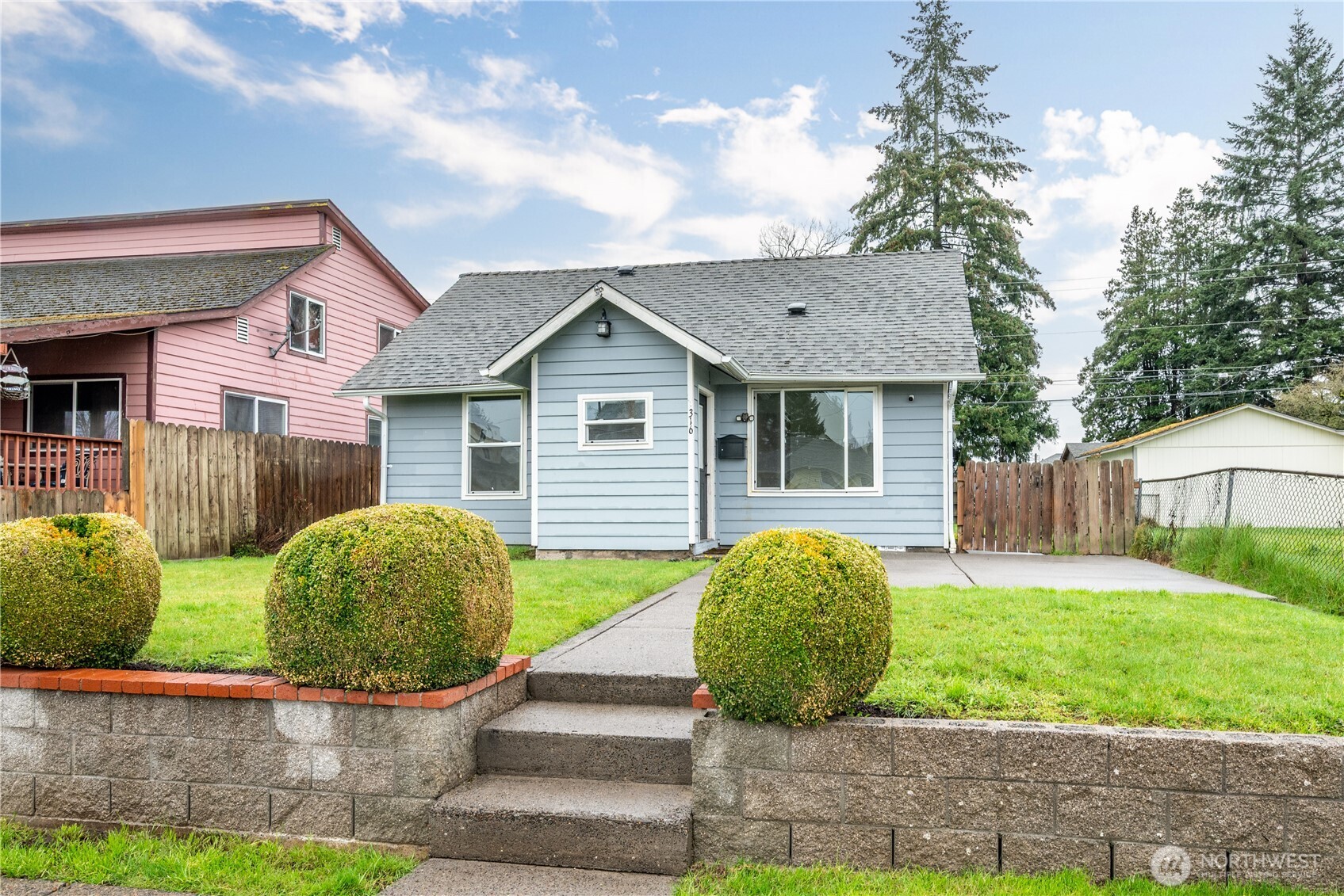 316 15th Avenue , Longview, WA 98632
