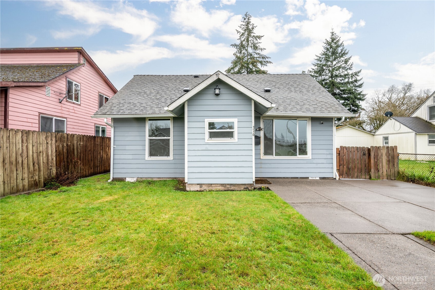 316 15th Avenue , Longview, WA 98632