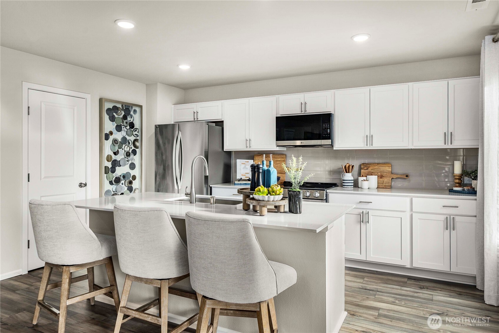 9834 Ferns Loop SE, Yelm, WA 98597