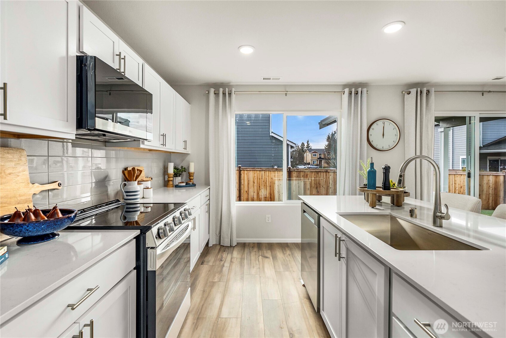 9834 Ferns Loop SE, Yelm, WA 98597