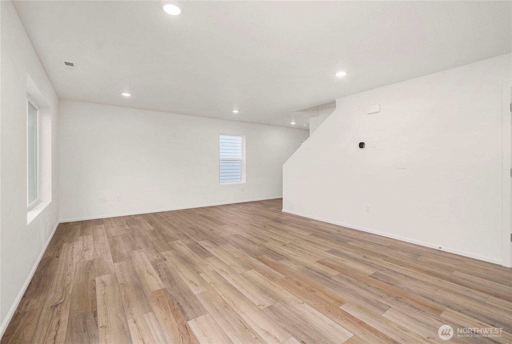 9868 Ferns Loop SE, Yelm, WA 98597