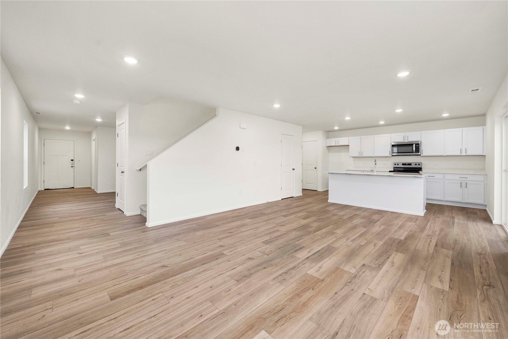 9868 Ferns Loop SE, Yelm, WA 98597