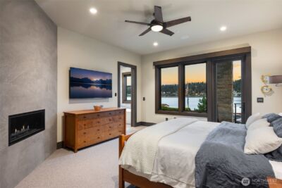 5629 Pleasure Point Lane SE, Bellevue, WA 98006 - Photo 18