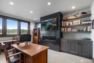 5629 Pleasure Point Lane SE, Bellevue, WA 98006 - Photo 23