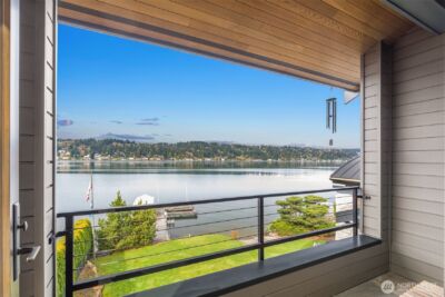 5629 Pleasure Point Lane SE, Bellevue, WA 98006 - Photo 25
