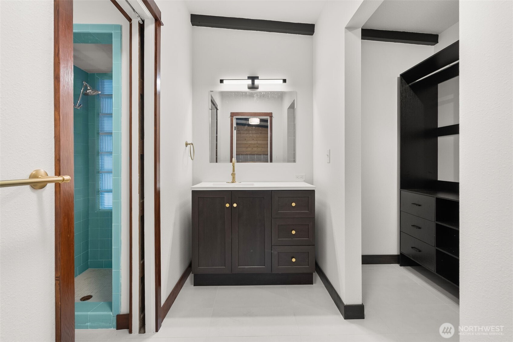 1412 Everett Street , Sumner, WA 98390-2131