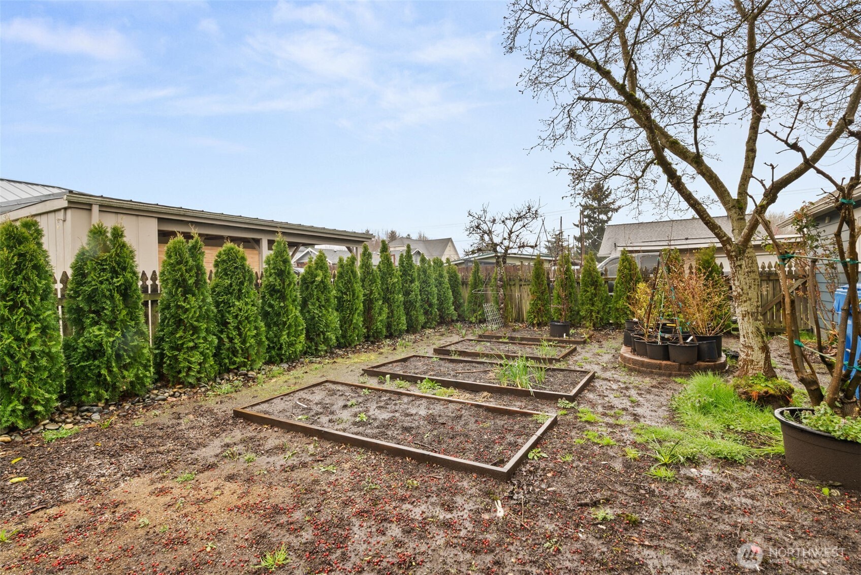 1412 Everett Street , Sumner, WA 98390-2131