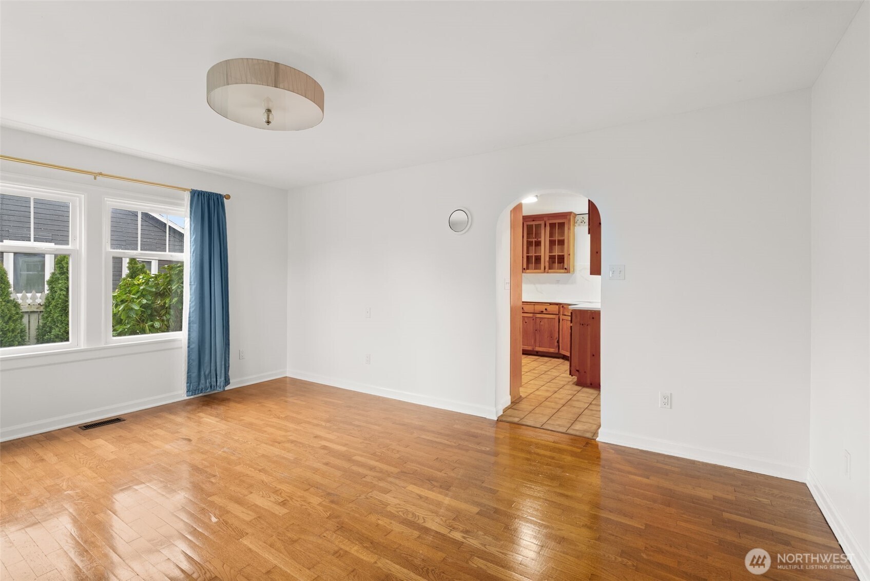 1412 Everett Street , Sumner, WA 98390-2131