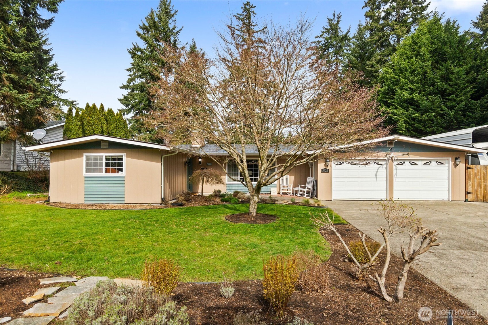 3924 18th Avenue NE, Olympia, WA 98506
