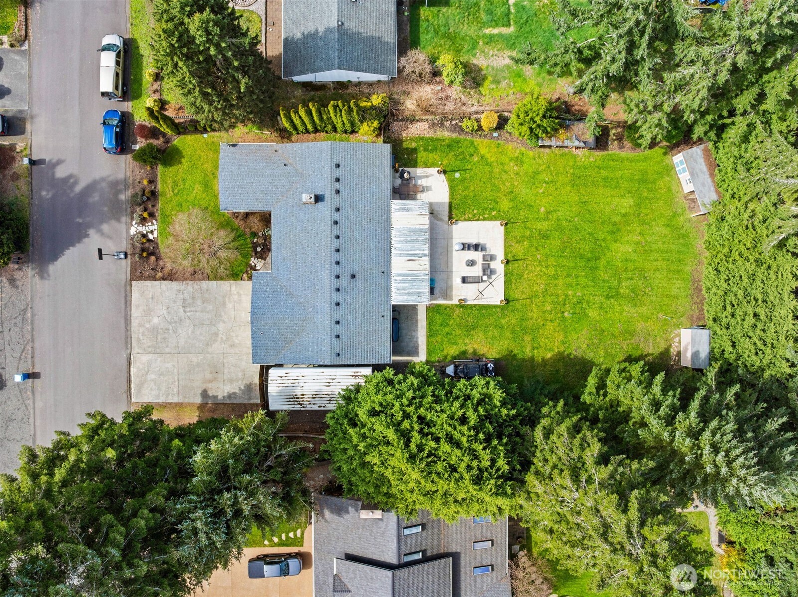 3924 18th Avenue NE, Olympia, WA 98506