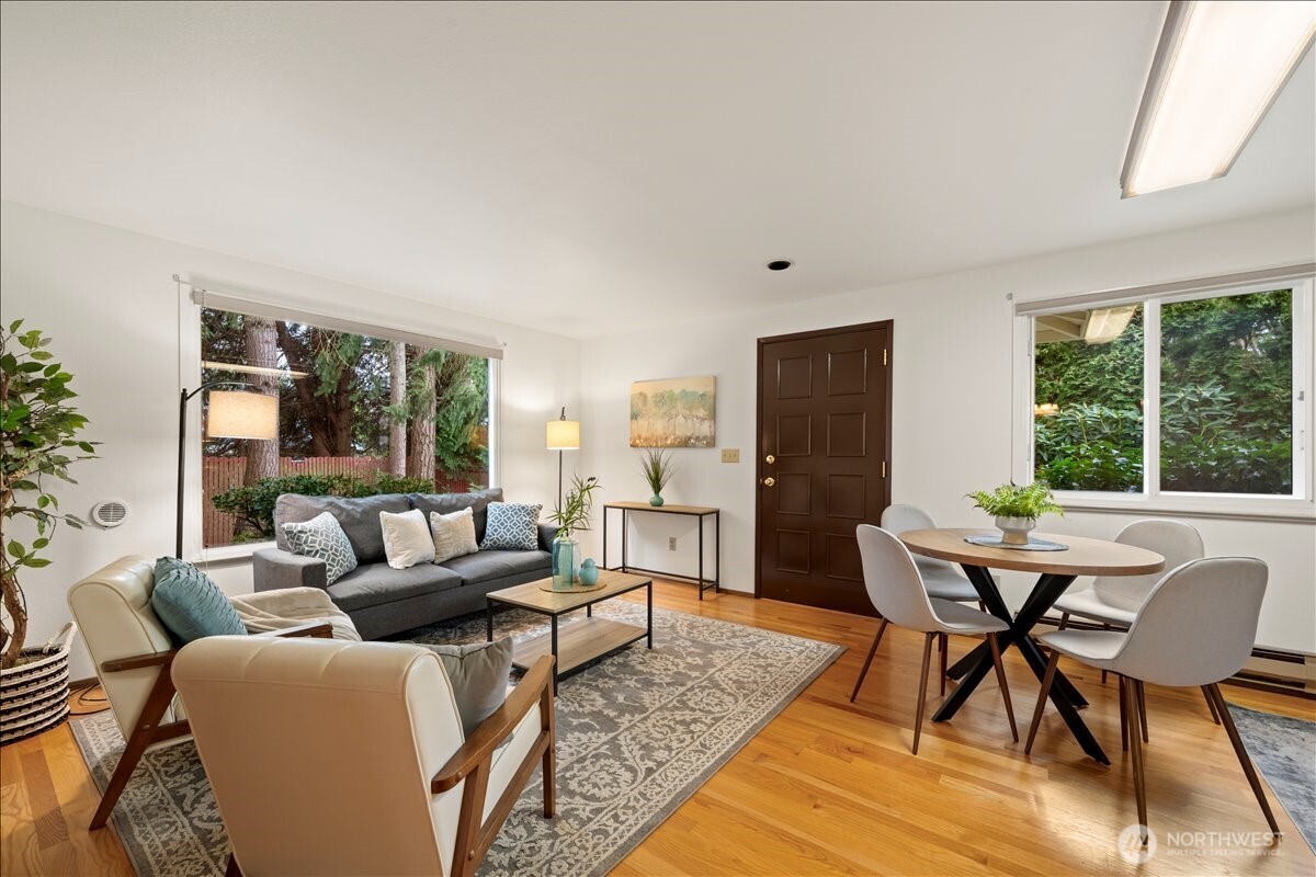 24848 13th Avenue S, Des Moines, WA 98198