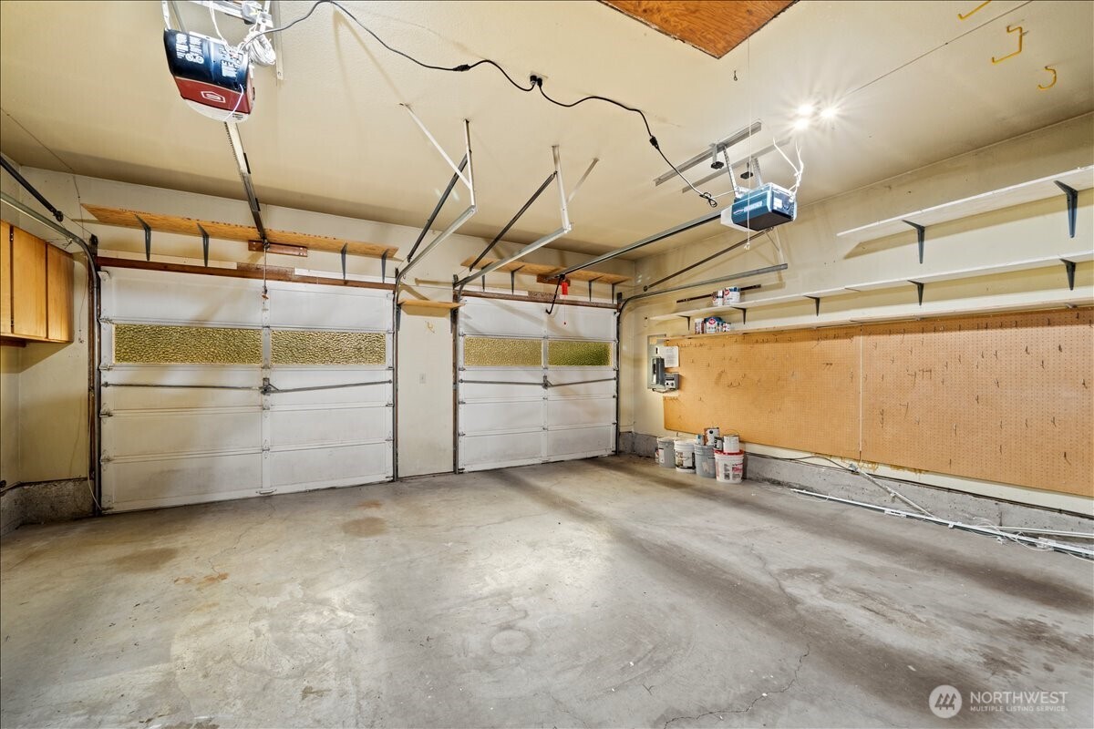 24848 13th Avenue S, Des Moines, WA 98198